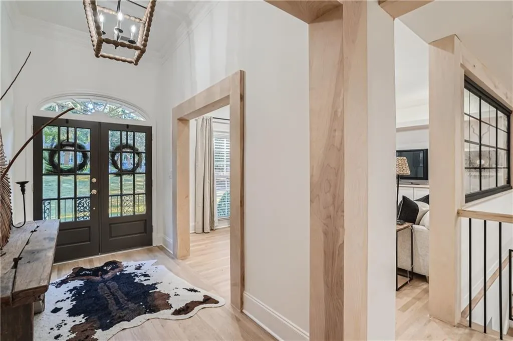 6240 Rivercliffe Drive, Sandy Springs, Georgia 30328, 5 Bedrooms Bedrooms, ,4 BathroomsBathrooms,Residential,Sold,6240 Rivercliffe Drive,7121873