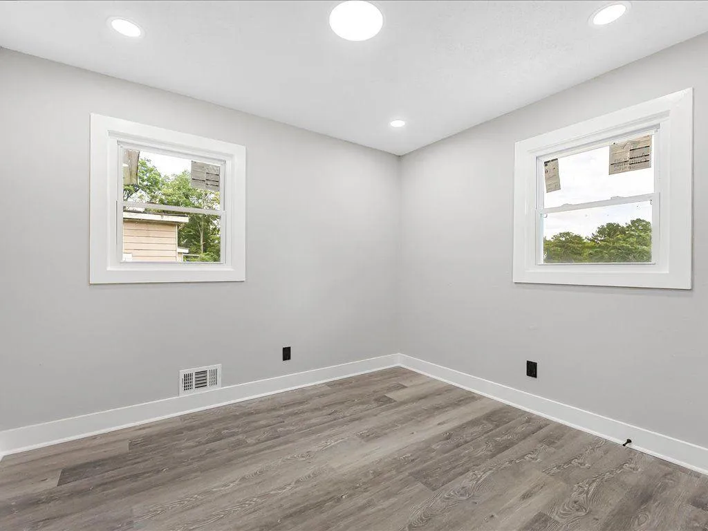 735 S Grand Avenue Nw, Atlanta, Georgia 30318, 3 Bedrooms Bedrooms, ,1 BathroomBathrooms,Residential,For Sale,735 S Grand Avenue Nw,7663590