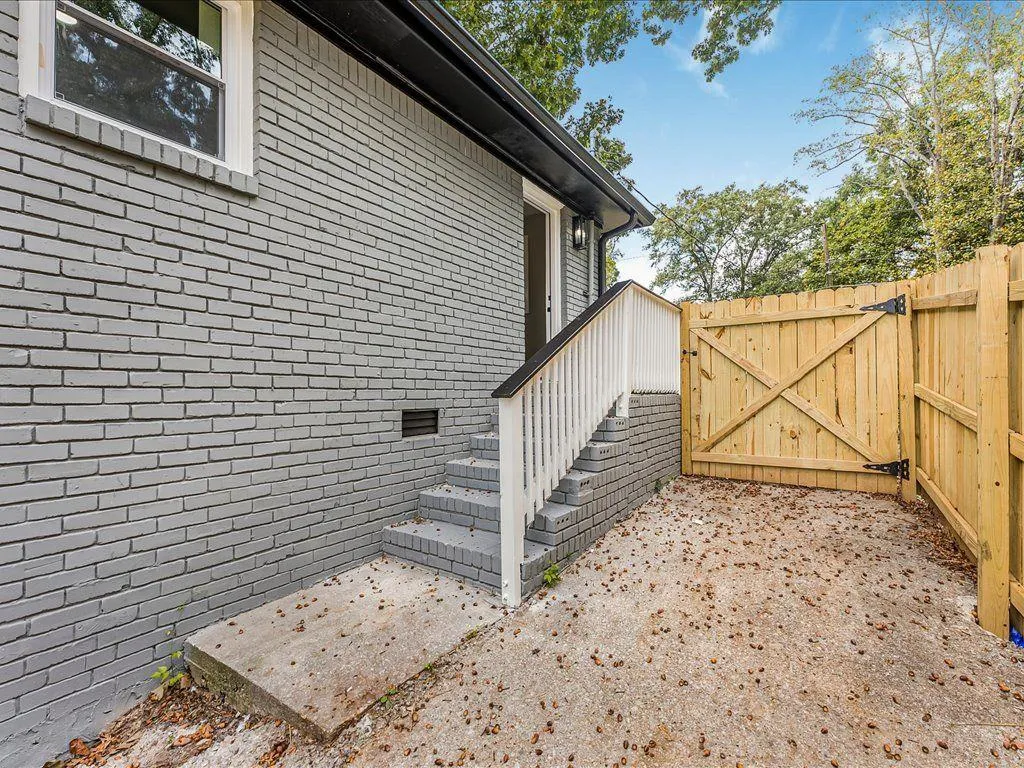 735 S Grand Avenue Nw, Atlanta, Georgia 30318, 3 Bedrooms Bedrooms, ,1 BathroomBathrooms,Residential,For Sale,735 S Grand Avenue Nw,7663590