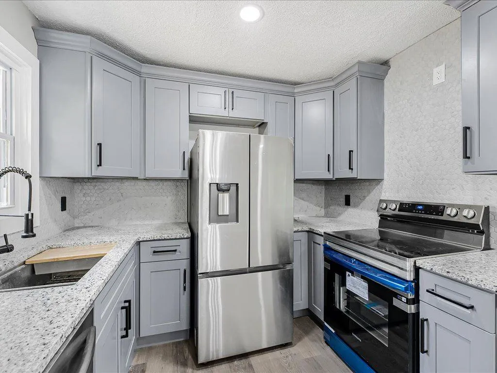 735 S Grand Avenue Nw, Atlanta, Georgia 30318, 3 Bedrooms Bedrooms, ,1 BathroomBathrooms,Residential,For Sale,735 S Grand Avenue Nw,7663590