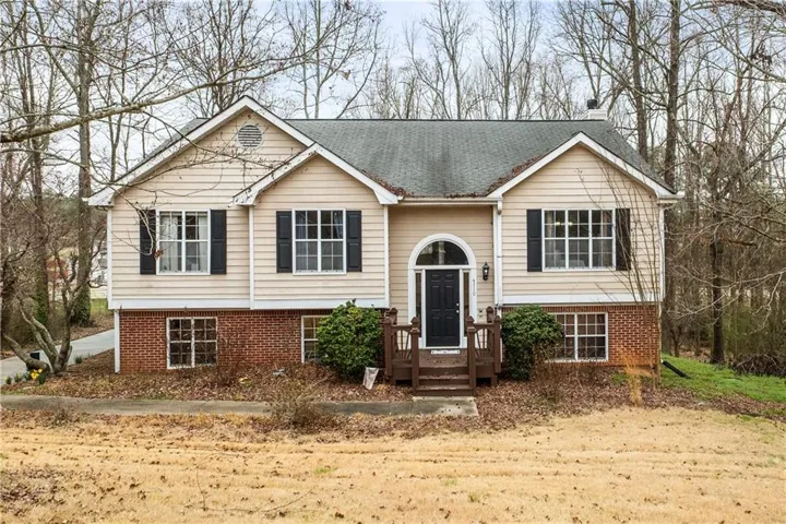 4710 Wheeler Creek Drive, Hoschton, Georgia 30548