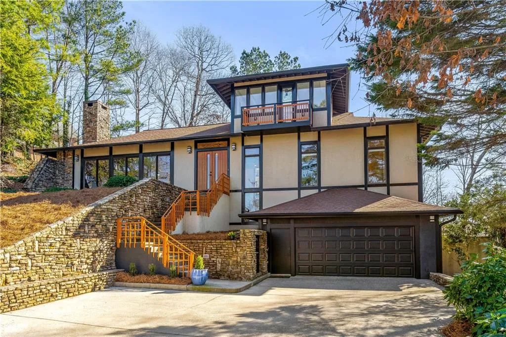 29 Wing Mill Road, Sandy Springs, Georgia 30350, 4 Bedrooms Bedrooms, ,3 BathroomsBathrooms,Residential,Sold,29 Wing Mill Road,6995255