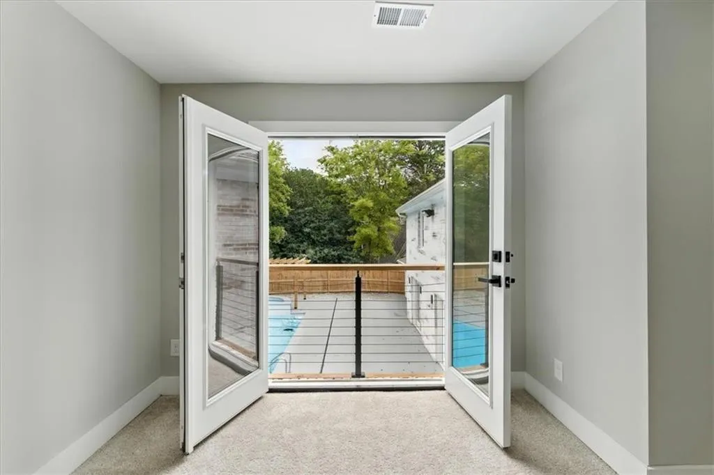4395 Woodland Brook Drive Se, Atlanta, Georgia 30339, 7 Bedrooms Bedrooms, ,6 BathroomsBathrooms,Residential,For Sale,4395 Woodland Brook Drive Se,7635721