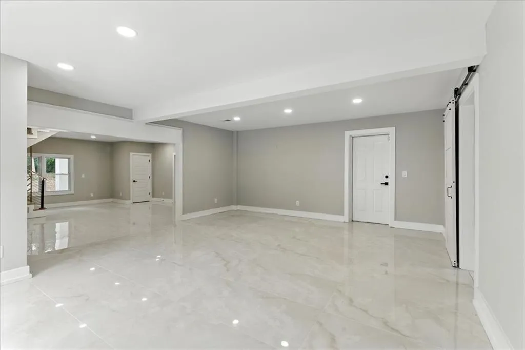 4395 Woodland Brook Drive Se, Atlanta, Georgia 30339, 7 Bedrooms Bedrooms, ,6 BathroomsBathrooms,Residential,For Sale,4395 Woodland Brook Drive Se,7635721