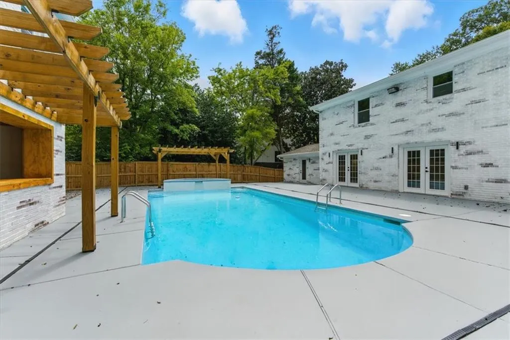 4395 Woodland Brook Drive Se, Atlanta, Georgia 30339, 7 Bedrooms Bedrooms, ,6 BathroomsBathrooms,Residential,For Sale,4395 Woodland Brook Drive Se,7635721