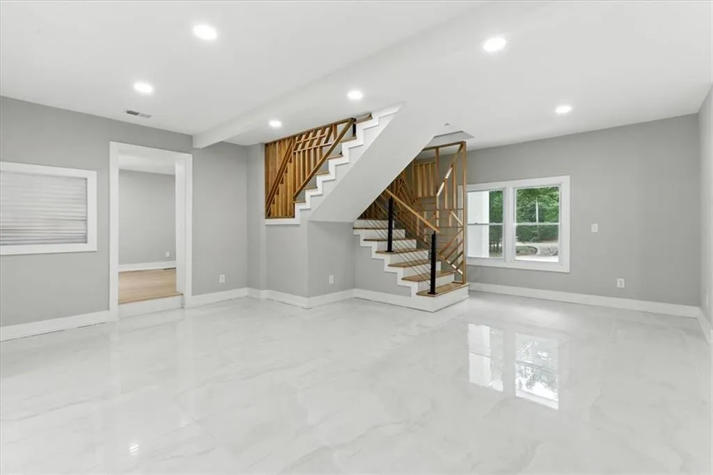 4395 Woodland Brook Drive Se, Atlanta, Georgia 30339, 7 Bedrooms Bedrooms, ,6 BathroomsBathrooms,Residential,For Sale,4395 Woodland Brook Drive Se,7635721