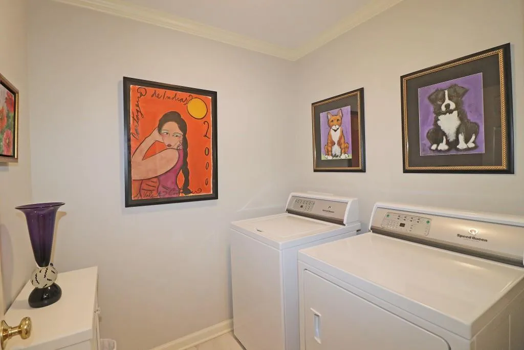 130 Forrest Lake Drive Nw, Atlanta, Georgia 30327, 4 Bedrooms Bedrooms, ,3 BathroomsBathrooms,Residential,Sold,130 Forrest Lake Drive Nw,6765116
