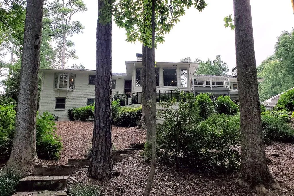 130 Forrest Lake Drive Nw, Atlanta, Georgia 30327, 4 Bedrooms Bedrooms, ,3 BathroomsBathrooms,Residential,Sold,130 Forrest Lake Drive Nw,6765116