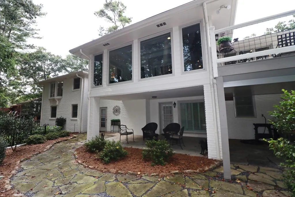 130 Forrest Lake Drive Nw, Atlanta, Georgia 30327, 4 Bedrooms Bedrooms, ,3 BathroomsBathrooms,Residential,Sold,130 Forrest Lake Drive Nw,6765116