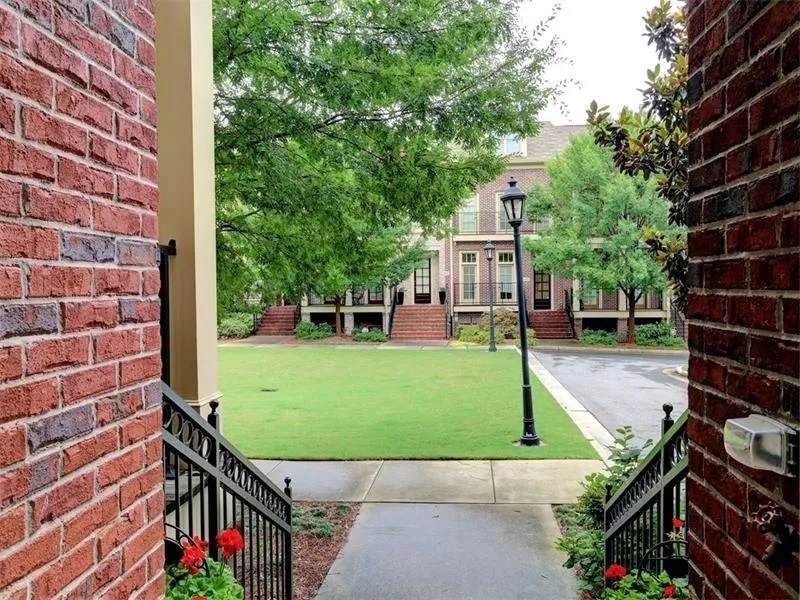 708 Creekgarden Court, Atlanta, Georgia 30339, 4 Bedrooms Bedrooms, ,4 BathroomsBathrooms,Residential,Sold,708 Creekgarden Court,5926109