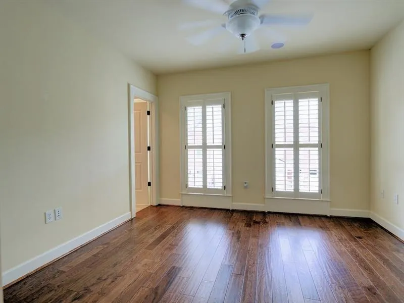 708 Creekgarden Court, Atlanta, Georgia 30339, 4 Bedrooms Bedrooms, ,4 BathroomsBathrooms,Residential,Sold,708 Creekgarden Court,5926109