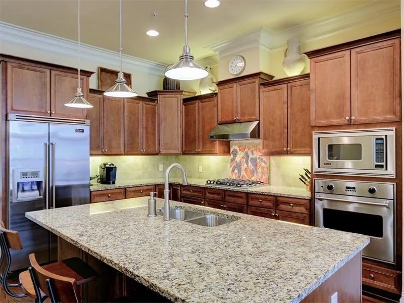 708 Creekgarden Court, Atlanta, Georgia 30339, 4 Bedrooms Bedrooms, ,4 BathroomsBathrooms,Residential,Sold,708 Creekgarden Court,5926109