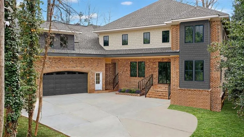 1330 Twelve Oaks Circle Nw, Atlanta, Georgia 30327