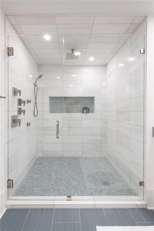 700 Park Regency Place Ne Unit 1605, Atlanta, Georgia 30326, 3 Bedrooms Bedrooms, ,3 BathroomsBathrooms,Residential,For Sale,700 Park Regency Place Ne Unit 1605,7602800