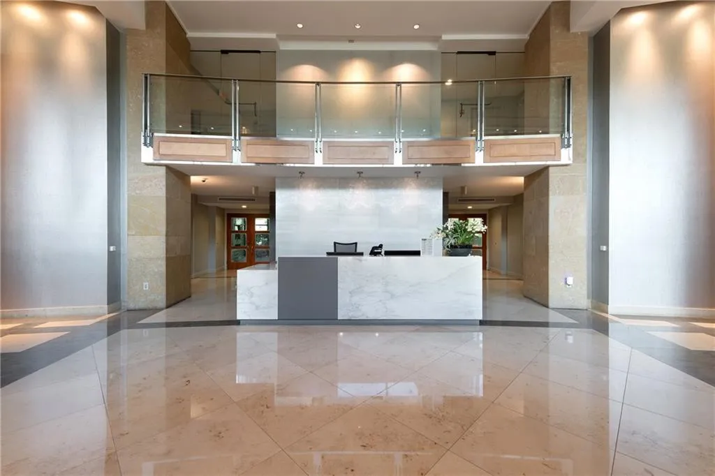 700 Park Regency Place Ne Unit 1605, Atlanta, Georgia 30326, 3 Bedrooms Bedrooms, ,3 BathroomsBathrooms,Residential,For Sale,700 Park Regency Place Ne Unit 1605,7602800