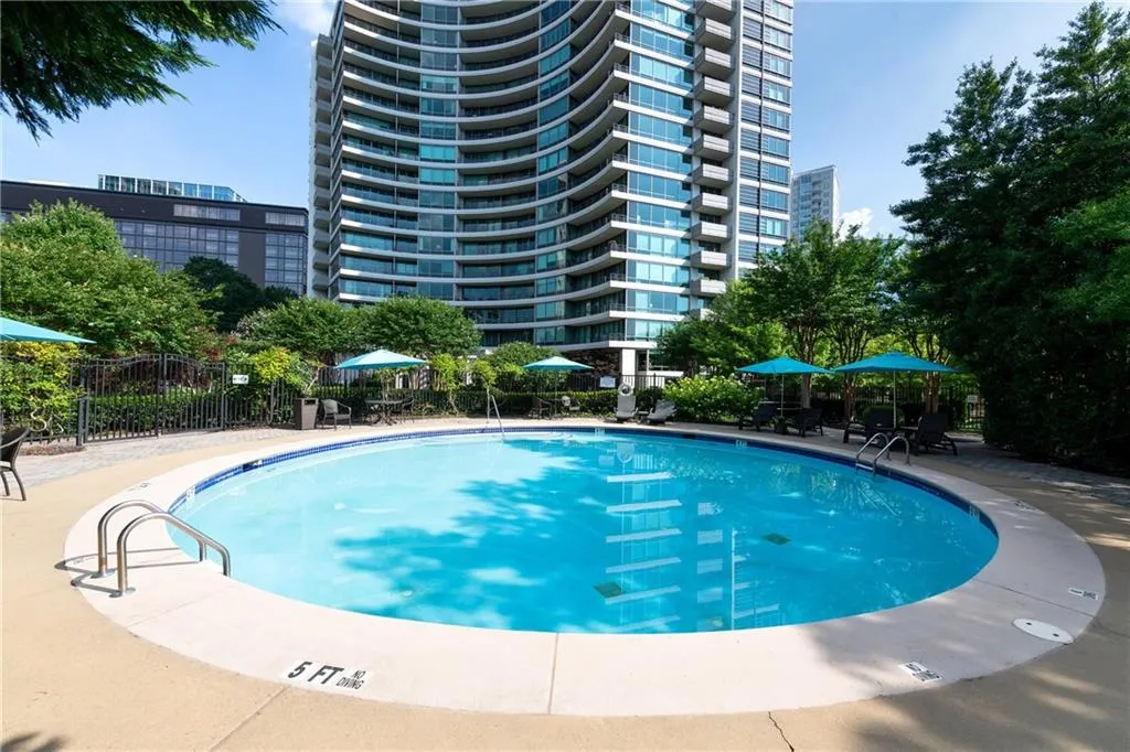 700 Park Regency Place Ne Unit 1605, Atlanta, Georgia 30326, 3 Bedrooms Bedrooms, ,3 BathroomsBathrooms,Residential,For Sale,700 Park Regency Place Ne Unit 1605,7602800