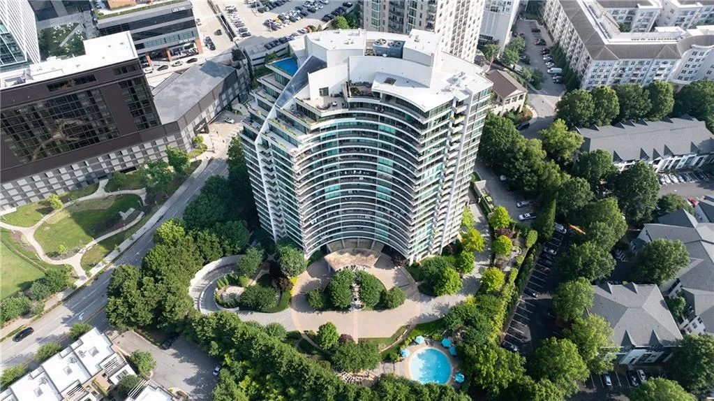 700 Park Regency Place Ne Unit 1605, Atlanta, Georgia 30326, 3 Bedrooms Bedrooms, ,3 BathroomsBathrooms,Residential,For Sale,700 Park Regency Place Ne Unit 1605,7602800