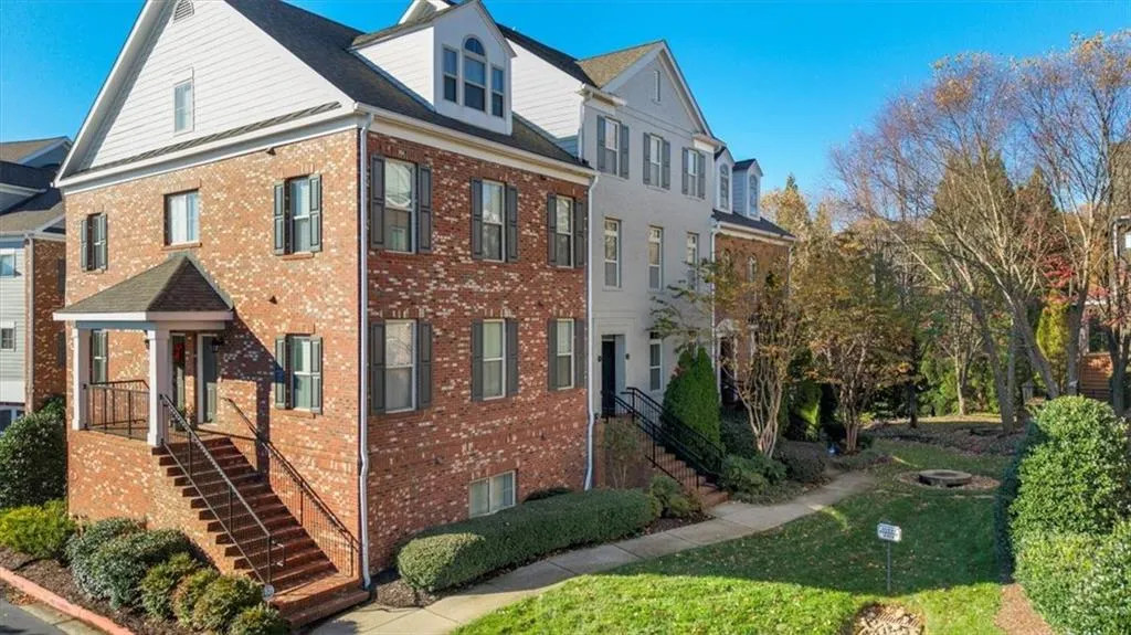 222 Le Gran View, Atlanta, Georgia 30328, 2 Bedrooms Bedrooms, ,2 BathroomsBathrooms,Residential,Sold,222 Le Gran View,7445928