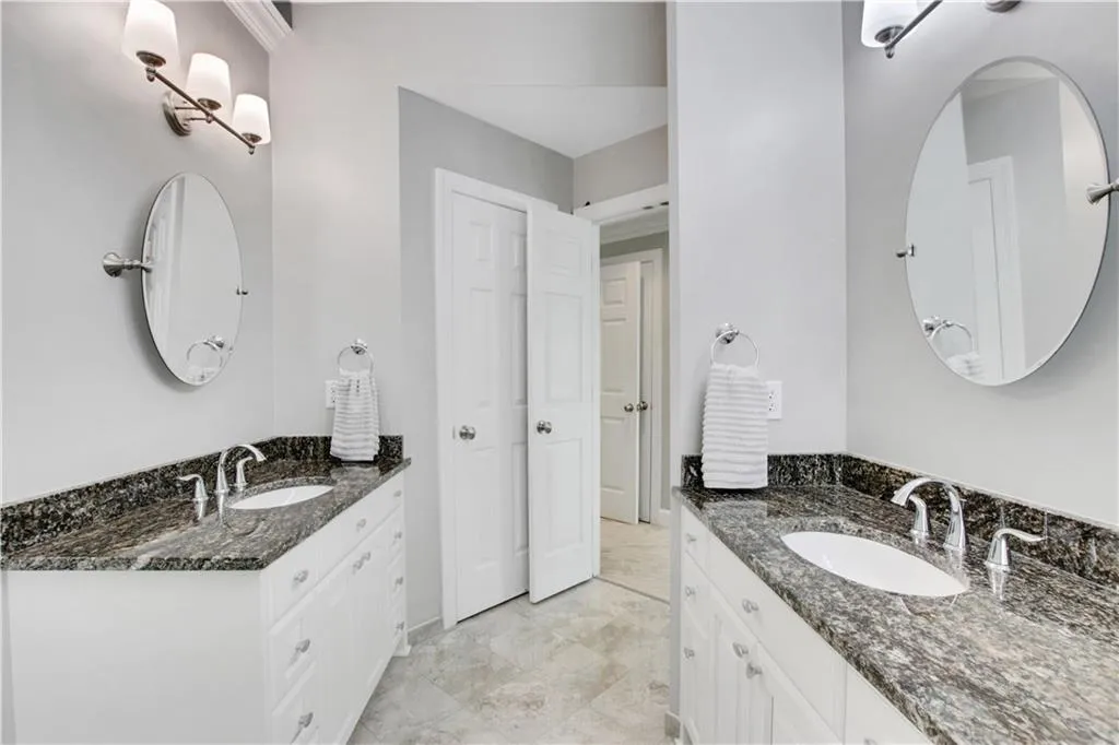 4575 Windsor Park Place, Atlanta, Georgia 30342, 4 Bedrooms Bedrooms, ,2 BathroomsBathrooms,Residential,Sold,4575 Windsor Park Place,6776222