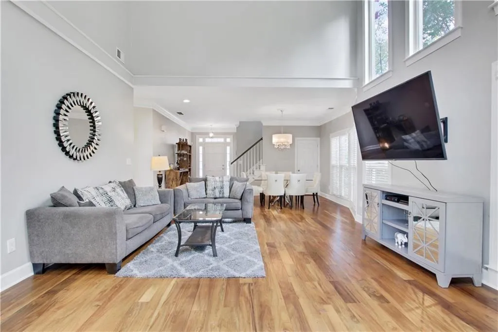 4575 Windsor Park Place, Atlanta, Georgia 30342, 4 Bedrooms Bedrooms, ,2 BathroomsBathrooms,Residential,Sold,4575 Windsor Park Place,6776222