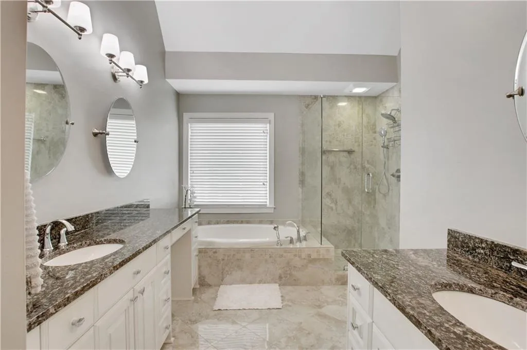 4575 Windsor Park Place, Atlanta, Georgia 30342, 4 Bedrooms Bedrooms, ,2 BathroomsBathrooms,Residential,Sold,4575 Windsor Park Place,6776222