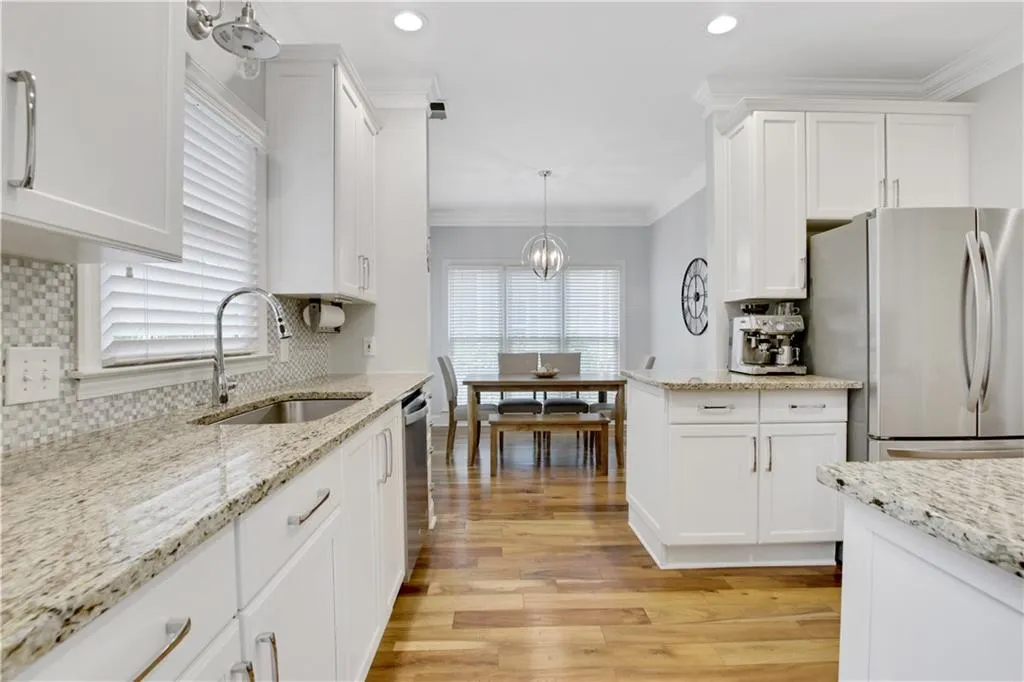 4575 Windsor Park Place, Atlanta, Georgia 30342, 4 Bedrooms Bedrooms, ,2 BathroomsBathrooms,Residential,Sold,4575 Windsor Park Place,6776222