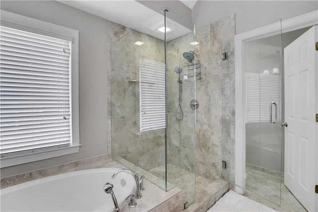 4575 Windsor Park Place, Atlanta, Georgia 30342, 4 Bedrooms Bedrooms, ,2 BathroomsBathrooms,Residential,Sold,4575 Windsor Park Place,6776222