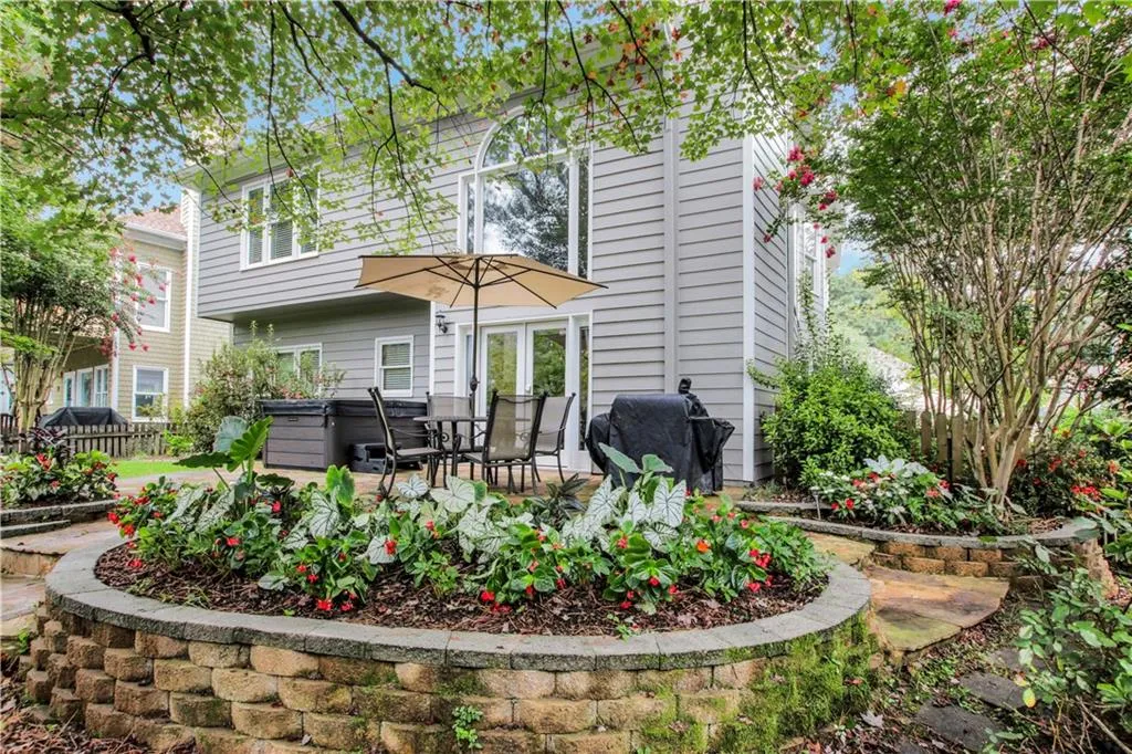 4575 Windsor Park Place, Atlanta, Georgia 30342, 4 Bedrooms Bedrooms, ,2 BathroomsBathrooms,Residential,Sold,4575 Windsor Park Place,6776222