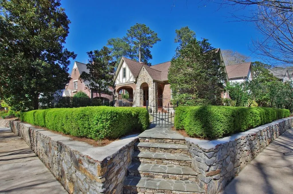 1629 N Pelham Road Ne, Atlanta, Georgia 30324, 4 Bedrooms Bedrooms, ,3 BathroomsBathrooms,Residential,Sold,1629 N Pelham Road Ne,5983592