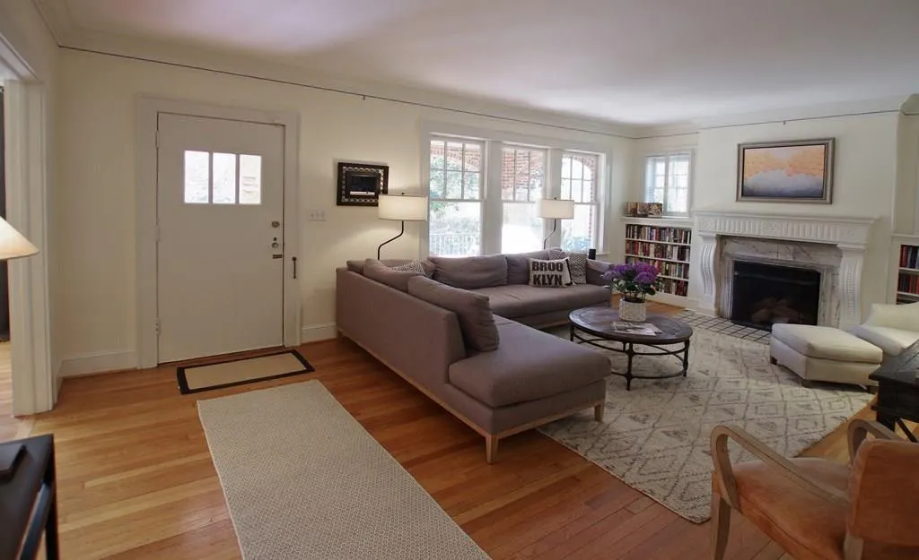 1629 N Pelham Road Ne, Atlanta, Georgia 30324, 4 Bedrooms Bedrooms, ,3 BathroomsBathrooms,Residential,Sold,1629 N Pelham Road Ne,5983592