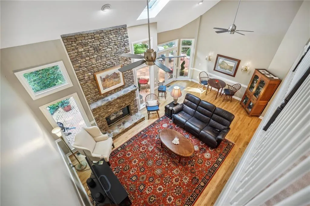 540 Cameron Manor Way, Sandy Springs, Georgia 30328, 4 Bedrooms Bedrooms, ,3 BathroomsBathrooms,Residential,Sold,540 Cameron Manor Way,7267937