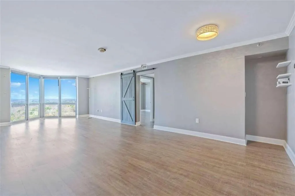 2870 Pharr Court South Unit 2401, Atlanta, Georgia 30305, 2 Bedrooms Bedrooms, 0 ,2 BathroomsBathrooms,Residential,For Sale,2870 Pharr Court South Unit 2401,7731289