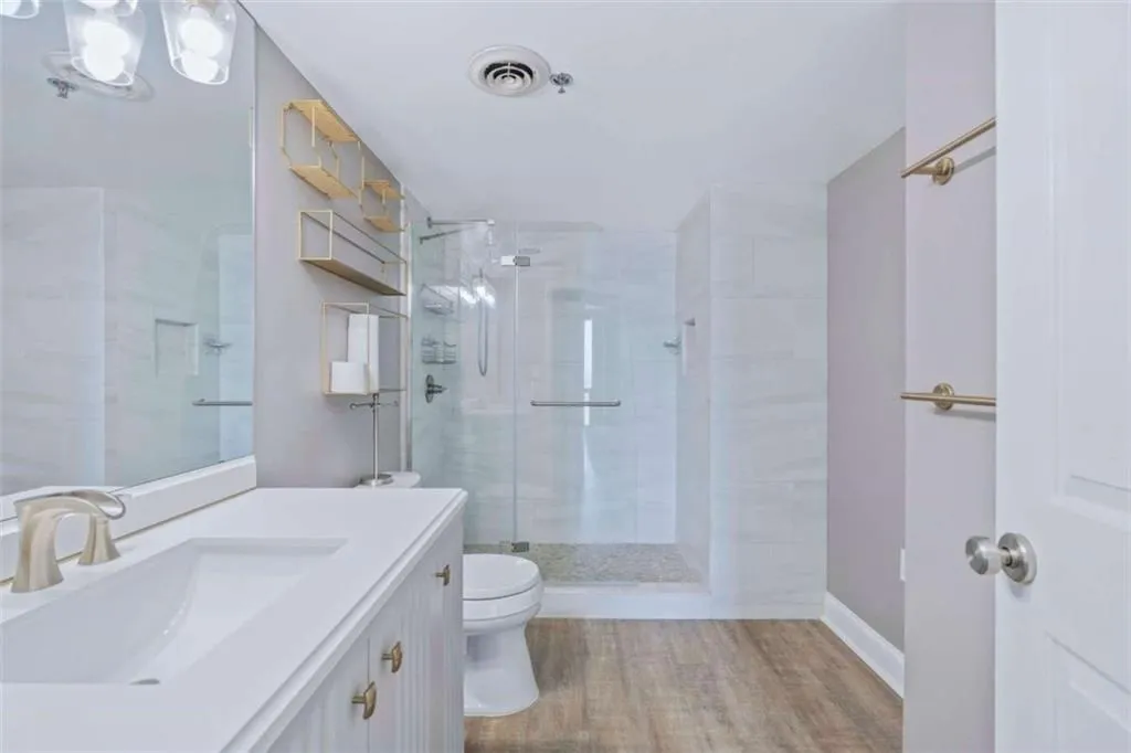 2870 Pharr Court South Unit 2401, Atlanta, Georgia 30305, 2 Bedrooms Bedrooms, 0 ,2 BathroomsBathrooms,Residential,For Sale,2870 Pharr Court South Unit 2401,7731289