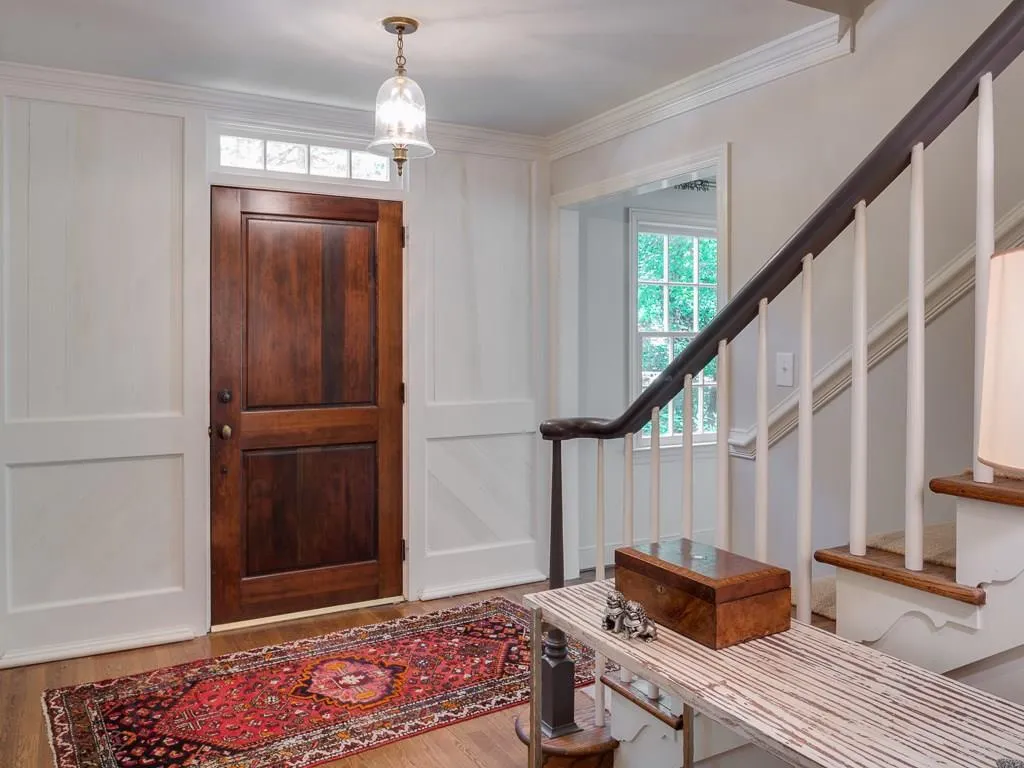 4600 Jettridge Drive Nw, Atlanta, Georgia 30327, 5 Bedrooms Bedrooms, ,2 BathroomsBathrooms,Residential,Sold,4600 Jettridge Drive Nw,5840352