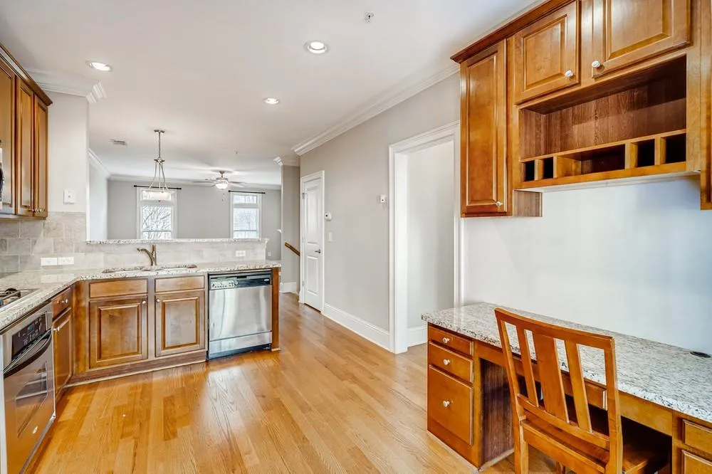 6405 Paulson Place, Sandy Springs, Georgia 30328, 2 Bedrooms Bedrooms, ,2 BathroomsBathrooms,Residential,Sold,6405 Paulson Place,6821466