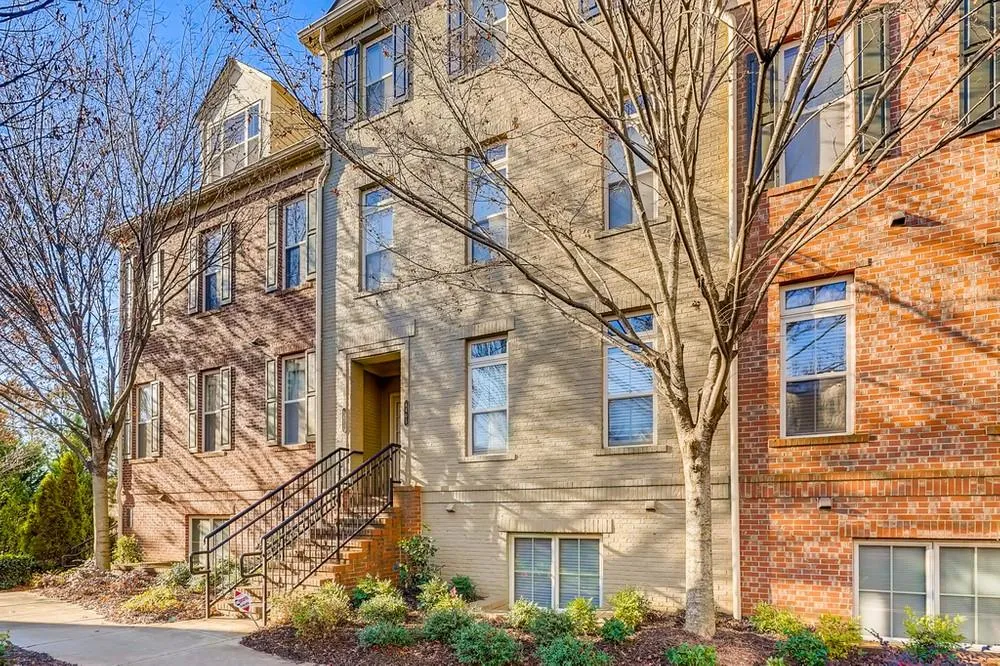 6405 Paulson Place, Sandy Springs, Georgia 30328, 2 Bedrooms Bedrooms, ,2 BathroomsBathrooms,Residential,Sold,6405 Paulson Place,6821466