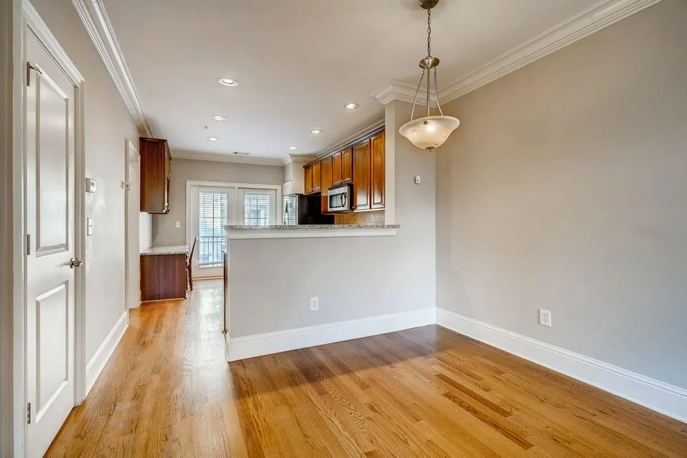 6405 Paulson Place, Sandy Springs, Georgia 30328, 2 Bedrooms Bedrooms, ,2 BathroomsBathrooms,Residential,Sold,6405 Paulson Place,6821466