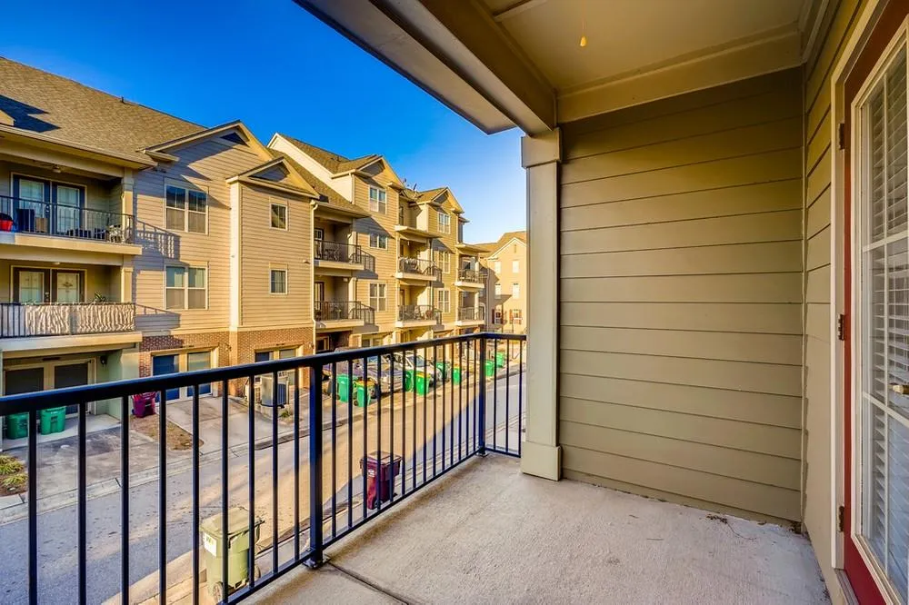 6405 Paulson Place, Sandy Springs, Georgia 30328, 2 Bedrooms Bedrooms, ,2 BathroomsBathrooms,Residential,Sold,6405 Paulson Place,6821466