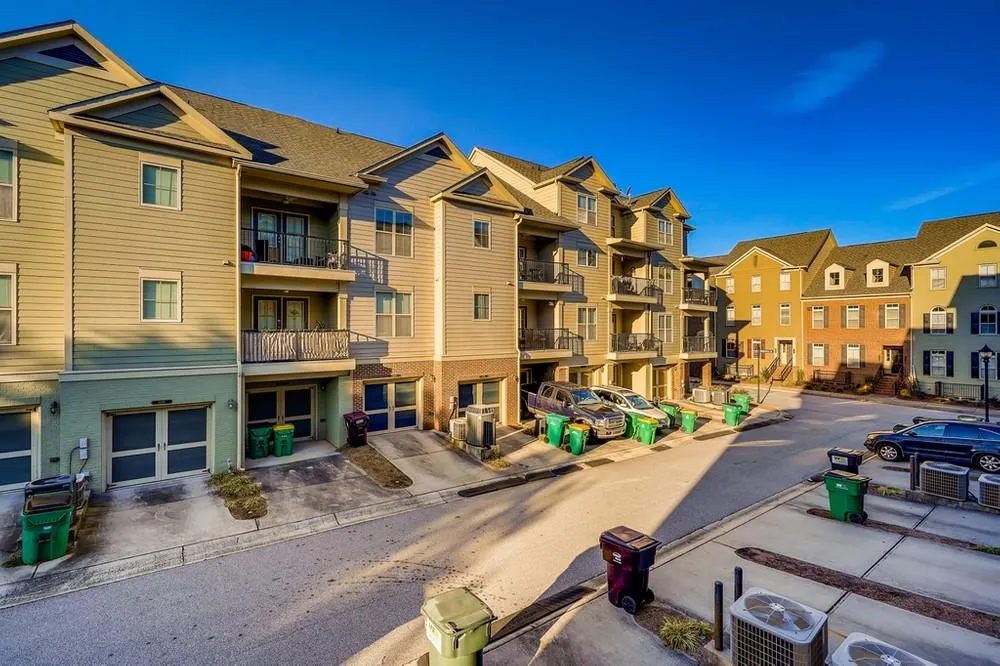 6405 Paulson Place, Sandy Springs, Georgia 30328, 2 Bedrooms Bedrooms, ,2 BathroomsBathrooms,Residential,Sold,6405 Paulson Place,6821466