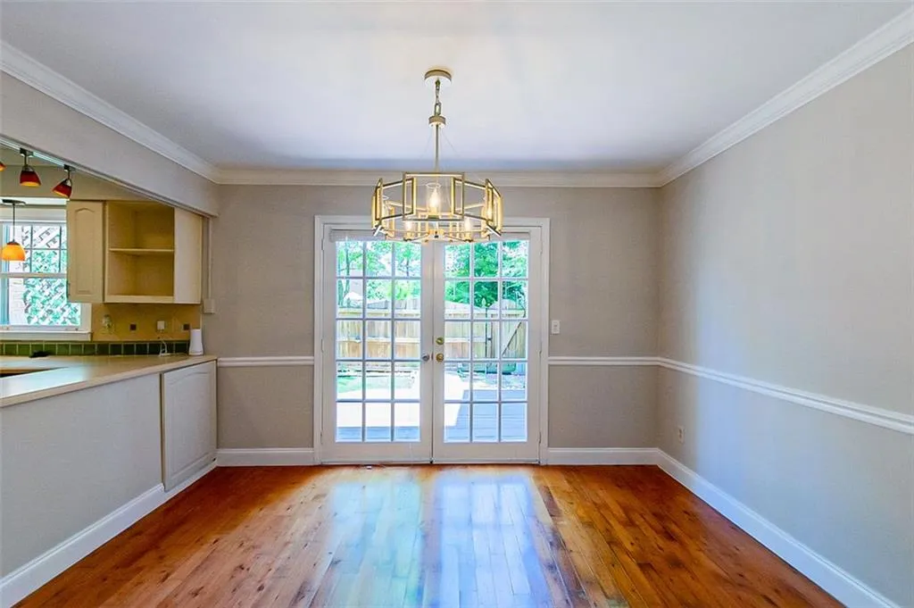 6520 Roswell Road Unit 72, Atlanta, Georgia 30328, 2 Bedrooms Bedrooms, ,1 BathroomBathrooms,Residential,Sold,6520 Roswell Road Unit 72,7052798