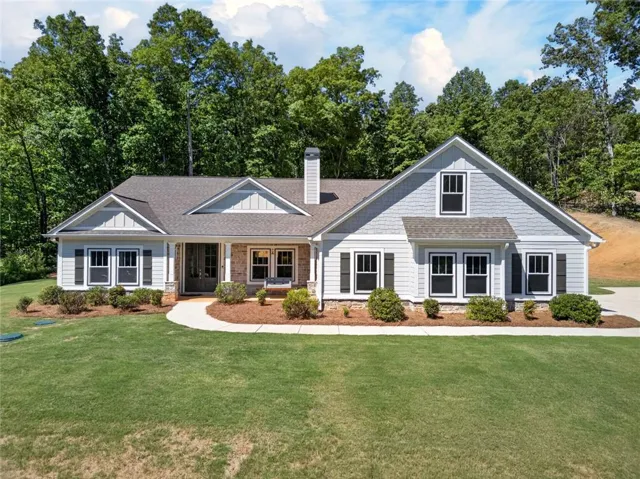 173 W Lake Boulevard, Carrollton, Georgia 30116