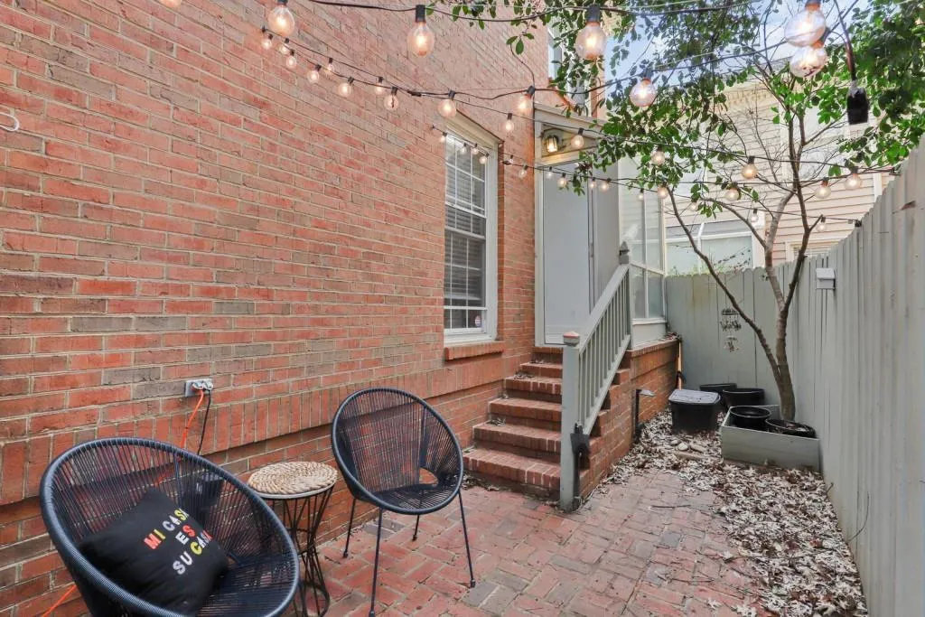 24 Mount Vernon Circle, Atlanta, Georgia 30338, 2 Bedrooms Bedrooms, ,2 BathroomsBathrooms,Residential,Sold,24 Mount Vernon Circle,6989004