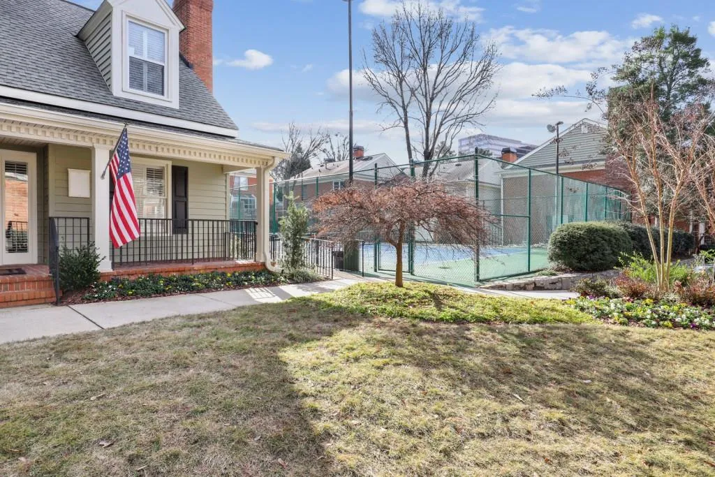 24 Mount Vernon Circle, Atlanta, Georgia 30338, 2 Bedrooms Bedrooms, ,2 BathroomsBathrooms,Residential,Sold,24 Mount Vernon Circle,6989004