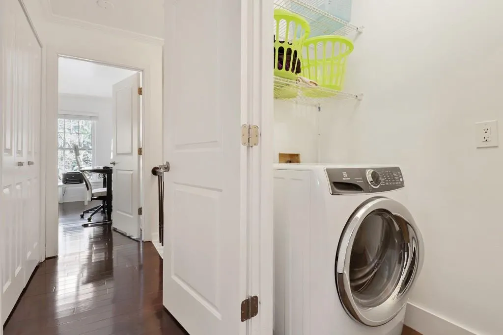 24 Mount Vernon Circle, Atlanta, Georgia 30338, 2 Bedrooms Bedrooms, ,2 BathroomsBathrooms,Residential,Sold,24 Mount Vernon Circle,6989004