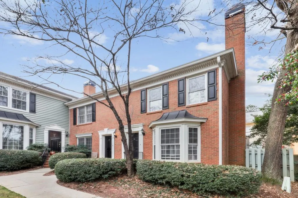 24 Mount Vernon Circle, Atlanta, Georgia 30338, 2 Bedrooms Bedrooms, ,2 BathroomsBathrooms,Residential,Sold,24 Mount Vernon Circle,6989004