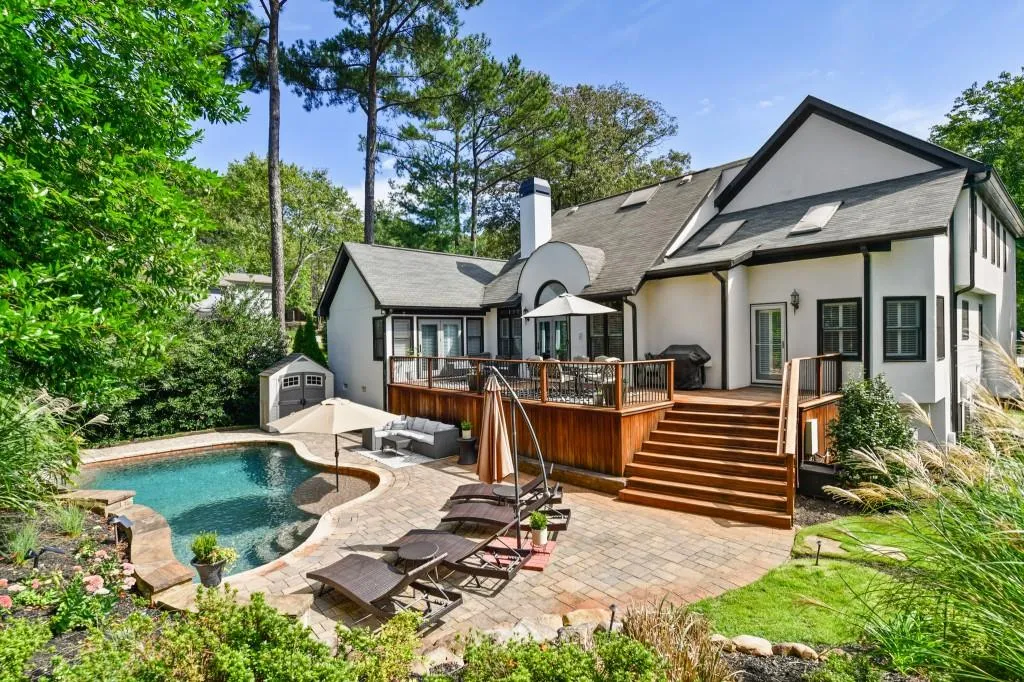 125 Bayvale Court, Sandy Springs, Georgia 30328, 5 Bedrooms Bedrooms, ,4 BathroomsBathrooms,Residential,Sold,125 Bayvale Court,6786273
