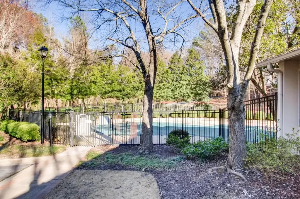 1607 Huntingdon Chase Unit 1607, Sandy Springs, Georgia 30350, 1 Bedroom Bedrooms, ,1 BathroomBathrooms,Residential,Sold,1607 Huntingdon Chase Unit 1607,6525482 1607 Huntingdon Chase Unit 1607, Sandy Springs, Georgia 30350, 1 Bedroom Bedrooms, ,1 BathroomBathrooms,Residential,Sold,1607 Huntingdon Chase Unit 1607,6525482