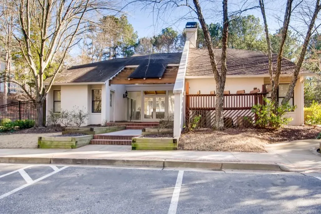 1607 Huntingdon Chase Unit 1607, Sandy Springs, Georgia 30350, 1 Bedroom Bedrooms, ,1 BathroomBathrooms,Residential,Sold,1607 Huntingdon Chase Unit 1607,6525482 1607 Huntingdon Chase Unit 1607, Sandy Springs, Georgia 30350, 1 Bedroom Bedrooms, ,1 BathroomBathrooms,Residential,Sold,1607 Huntingdon Chase Unit 1607,6525482