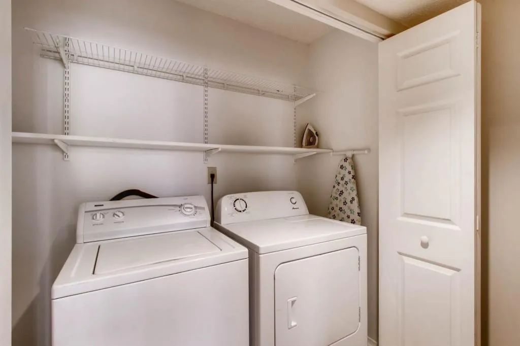 1607 Huntingdon Chase Unit 1607, Sandy Springs, Georgia 30350, 1 Bedroom Bedrooms, ,1 BathroomBathrooms,Residential,Sold,1607 Huntingdon Chase Unit 1607,6525482 1607 Huntingdon Chase Unit 1607, Sandy Springs, Georgia 30350, 1 Bedroom Bedrooms, ,1 BathroomBathrooms,Residential,Sold,1607 Huntingdon Chase Unit 1607,6525482