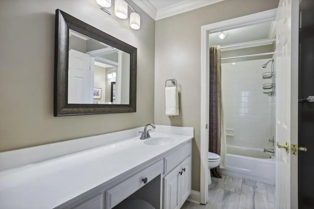 4540 Crestwicke Pointe, Sandy Springs, Georgia 30319, 4 Bedrooms Bedrooms, ,4 BathroomsBathrooms,Residential,Sold,4540 Crestwicke Pointe,7252043